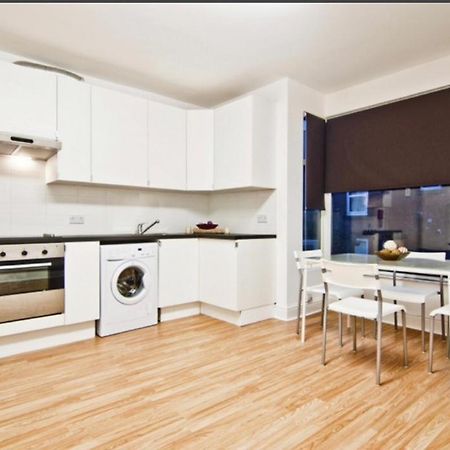 Budget Double Room Close To Leeds University And City Centre Dış mekan fotoğraf